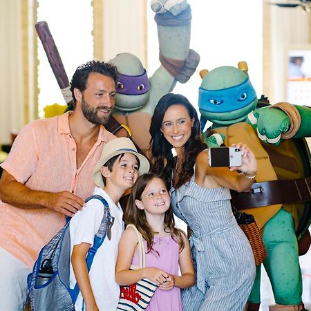 Nickelodeon Hotels & Resorts Punta Cana Exterior photo The Teenage Mutant Ninja Turtles at the Nickelodeon Hotel in Punta Cana, Dominican Republic