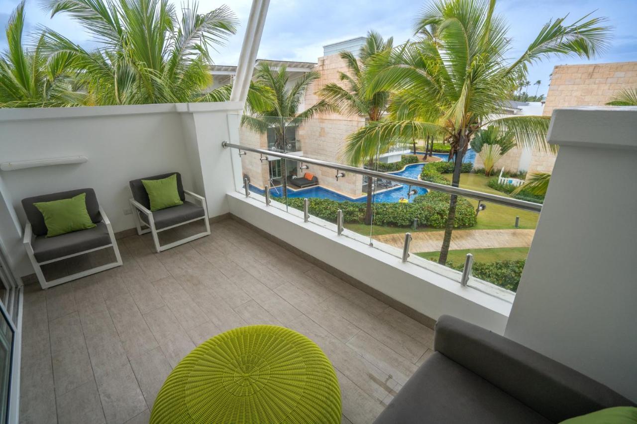 Nickelodeon Hotels & Resorts Punta Cana Exterior photo Balcony at the Hard Rock Hotel