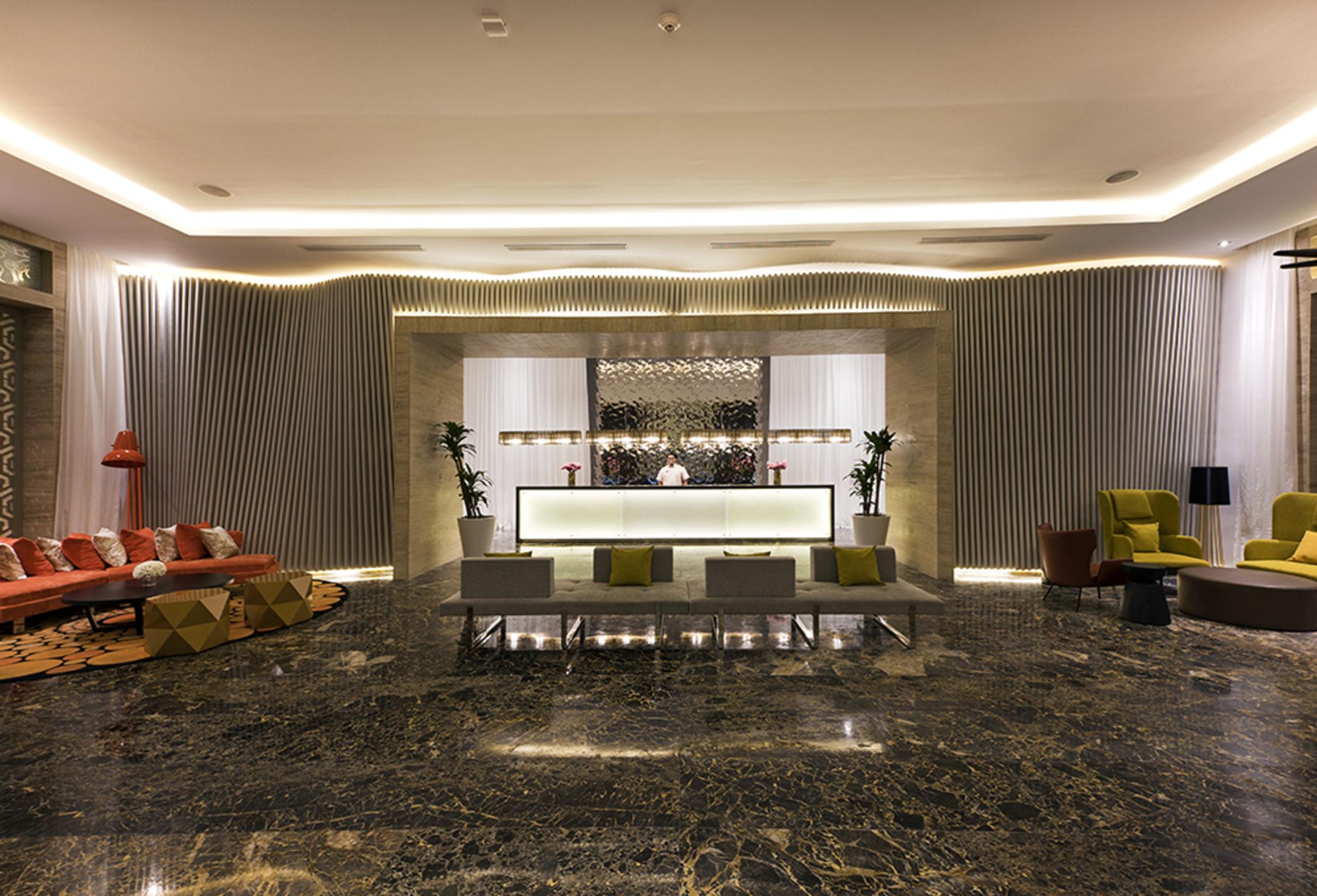Nickelodeon Hotels & Resorts Punta Cana Exterior photo The lobby of the hotel